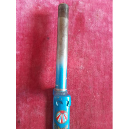 Liberia threaded steel steerer tube detail
