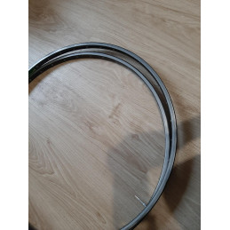 Close-up of the grey anodised layer on Mavic MA40 rims