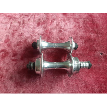 Coppia mozzi Campagnolo BSC Bianchi vintage 36 fori
