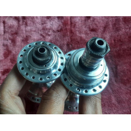 Lagerkonus und Achse Campagnolo Vintage Nabenset