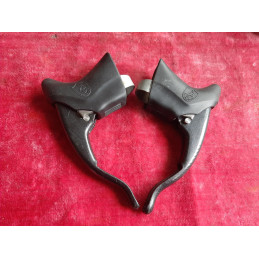 Détail de la courbure ergonomique Campagnolo C Record