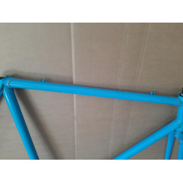 Seat lug detail for 26.4mm seatpost insertion