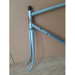 Dettaglio congiunzioni sterzo e tubazioni Vitus 788