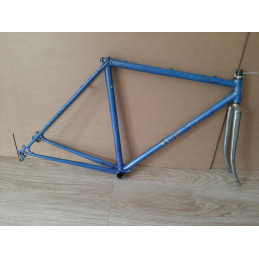 Cadre vélo vintage FIORDALISI 51x52cm vue d'ensemble latérale côté transmission