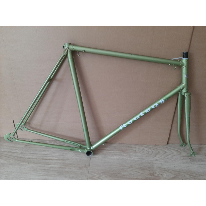 Cadre velo ROUTENS 3275g 60×58cm  ARTISANAL 122.8mm BFFF ancien vélo D5