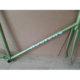 Cadre velo ROUTENS 3275g 60×58cm  ARTISANAL 122.8mm BFFF ancien vélo D5