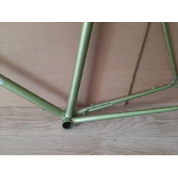 Cadre velo ROUTENS 3275g 60×58cm  ARTISANAL 122.8mm BFFF ancien vélo D5