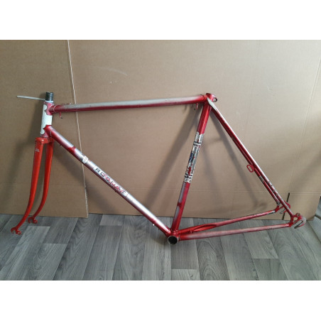 Cadre velo ROBUST RANDONNEUSE 700 3285g 55×57 95.6/119.8mm BFFF 🇫🇷 F09