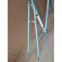 Testa della forcella vintage e finitura cromata d'epoca