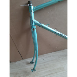 Cadre vélo LIBERIA 650 avec détails de fabrication vintage