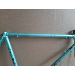 Rear brake bridge and seatstays close-up