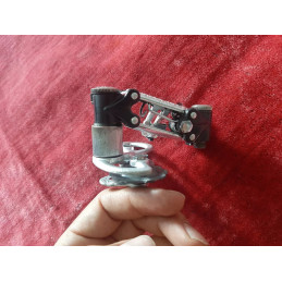 Desviador trasero Campagnolo Super Record Patent – detalle de la rosca de fijación