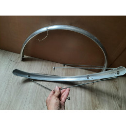 Aluminum Mudguard 40mm for 700 touring bike in good condition D7