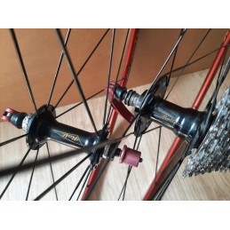 PAIRE DE ROUES ROLF VECTOR COMP 28" D7