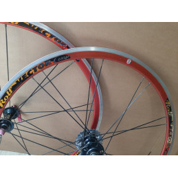 PAIRE DE ROUES ROLF VECTOR COMP 28" D7