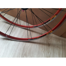 PAIRE DE ROUES ROLF VECTOR COMP 28" D7
