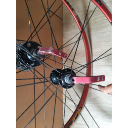PAIRE DE ROUES ROLF VECTOR COMP 28" D7