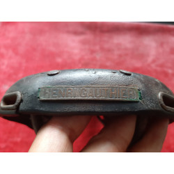 Front nose detail of Henri Gauthier vintage leather bicycle saddle