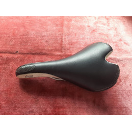 Fizik Aliante Rennradsattel Carbon Draufsicht