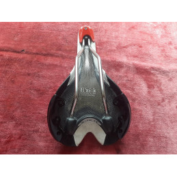 Fizik Aliante Carbon Twin road bike saddle Titanium rails 244g