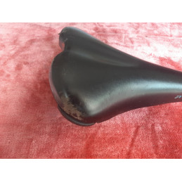 Sella vintage AVOCET O2 AIR 40R - Vista anteriore