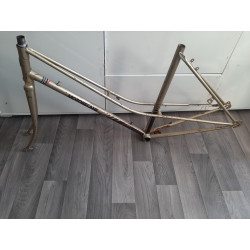 Motobecane 650 touring bike steel frame 50cm - Front view