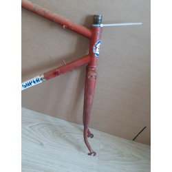 LE SUPER frame lugs and head tube detail