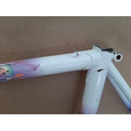 Liberia 3100g frame - seat lug and top tube junction detail