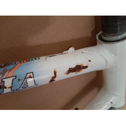 Vintage road bicycle frame - seat tube interior inspection