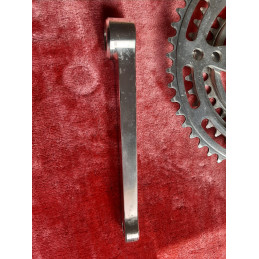 Détail de l'étoile et des plateaux 32-42-52 dents Stronglight