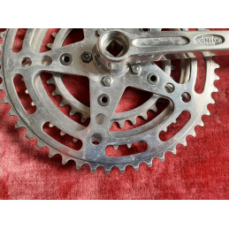 STRONGLIGHT 49 TRI pedaleiro duralumin 42 dentes coroa central detalhe