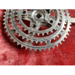Pedaleiro triplo STRONGLIGHT 49 Duralumin 32-42-52 170mm vista frontal