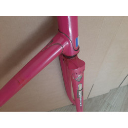 Détail des raccords de direction et stickers Reynolds 531