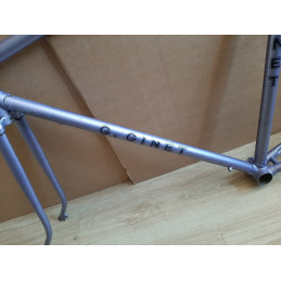 Testa do quadro e lugs de direção do quadro Ginet