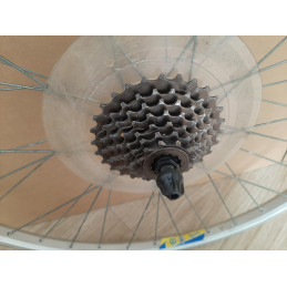Roda RIGIDA 26" – pormenor do aro lateral