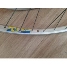Pair of RIGIDA 26" MTB Clincher Wheels 20-559 with Tyres