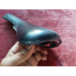 Selle ITALIA BIANCHI Vintage Sattel Detail Logo