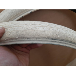 Pneumatico Michelin 650x44B vista superiore