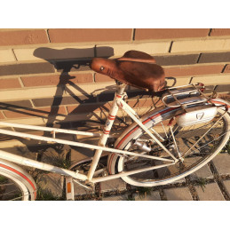 Peugeot 650 Tourenrad Gesamtansicht rechts