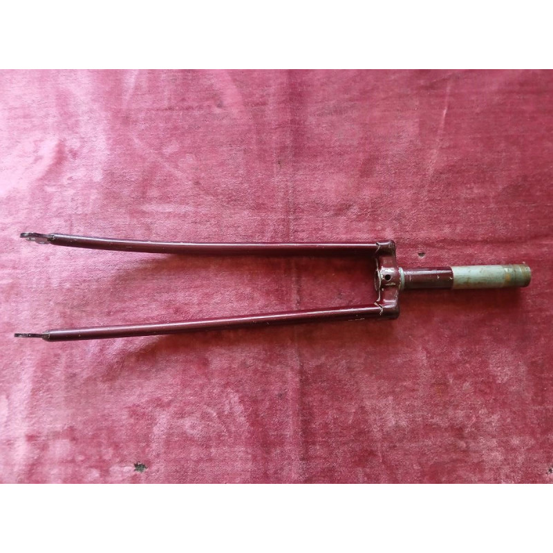 Fourche 136mm PEUGEOT en acier pour cadre de velo 25×100 700/650 D8