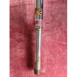 Inspección de la rosca francesa de 25x100 en la horquilla de acero Liberia.