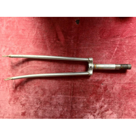 Fourche 166mm en acier pour cadre de velo 25×100 700/650 D8