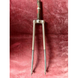 Fourche 138mm  PEUGEOT en acier pour cadre de velo 25×100 700/650 D8