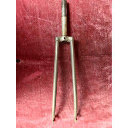 Fourche 162mm  en acier pour cadre de velo 25×100 700/650 D8
