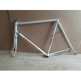 Peugeot PX10 PY10 Reynolds 531 steel frame 60cm side profile view