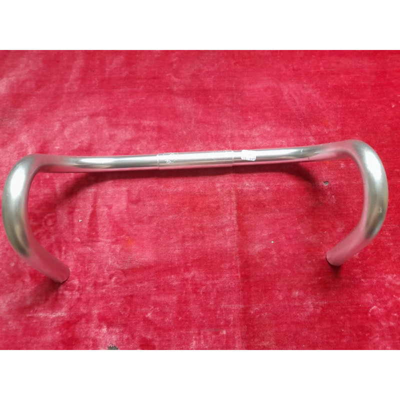 WOLHAUSER Rennrad-Lenker 400 mm Breite mit 26,4 mm Klemmung Draufsicht