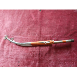 Fork blade clearance for 650 and 700c tires