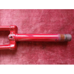 Crown race and blade construction of the vintage fork