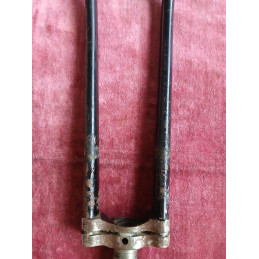 Fourche 228mm  en acier pour cadre de velo 25×100 700/650 D8