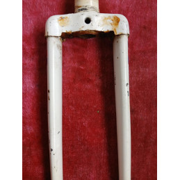 Fourche 152mm  en acier pour cadre de velo 25,4×100 700/650 D8